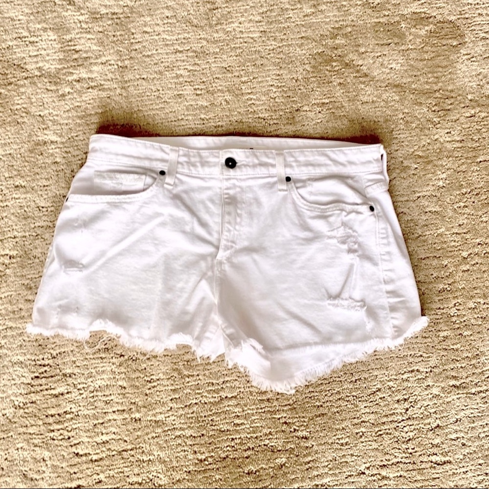 Joe jeans cute distressed shorts